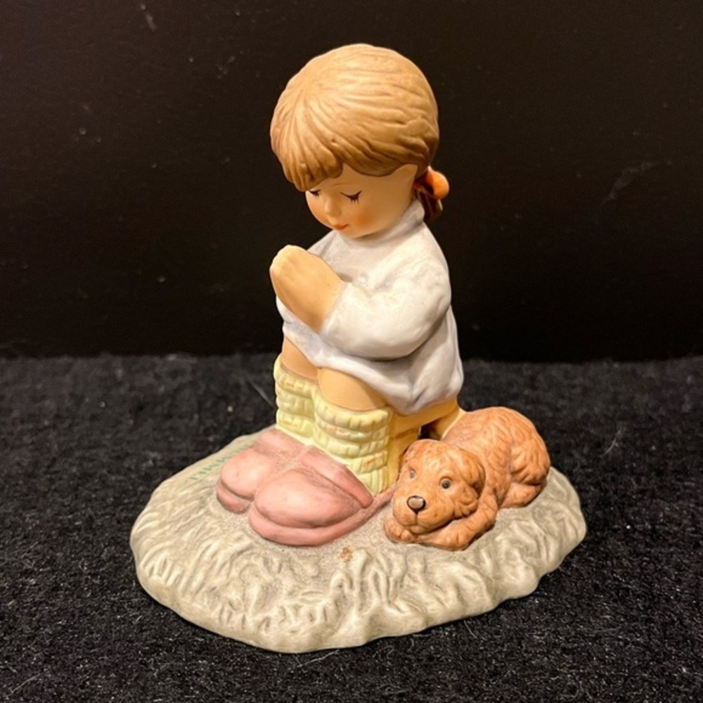 Vintage 1996 Berta Hummel Goebel “Silent Prayer” Figurine Child Praying with Dog